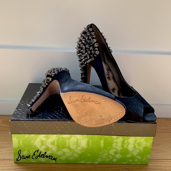 SUPER edgy heels - Picture 3 of 4